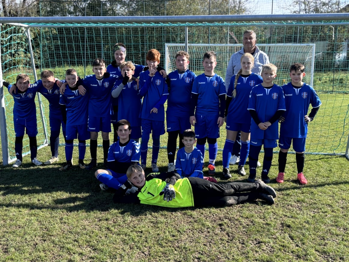 U13
